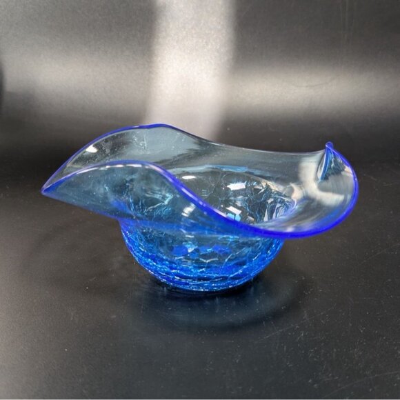 Handcrafted Blue Crackle Art Glass Bowl With Flared Rim Decoration - Picture 6 of 11